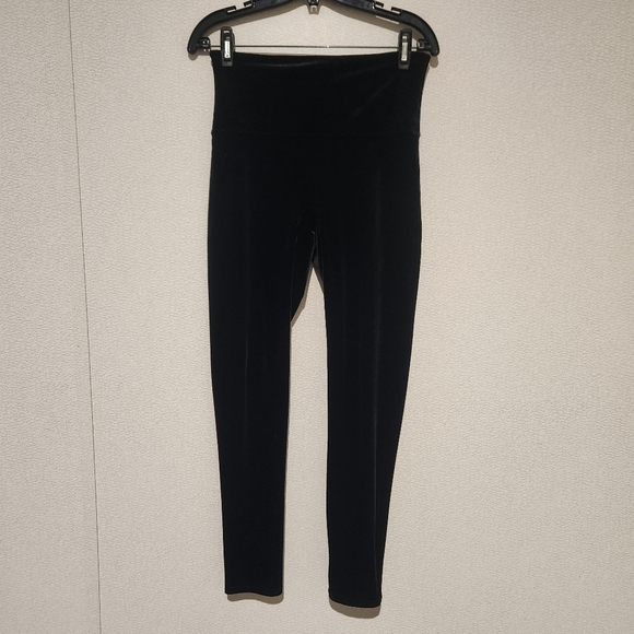SPANX Pants - SPANX Velvet Leggings Black Womens Large